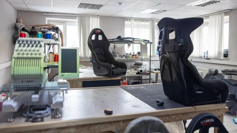 Испытания гоночных кресел ProAnvil по FIA 8855-1999